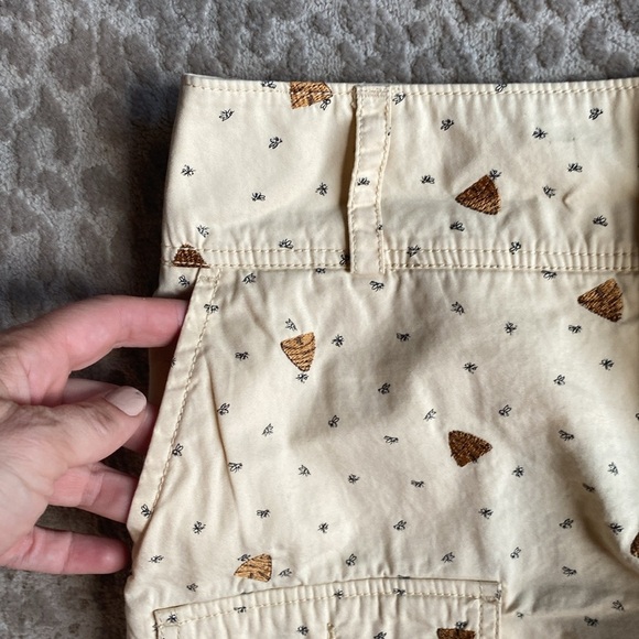 Anthropologie Daughters of Liberation Bee Hive Shorts, size 0 - Picture 4 of 7